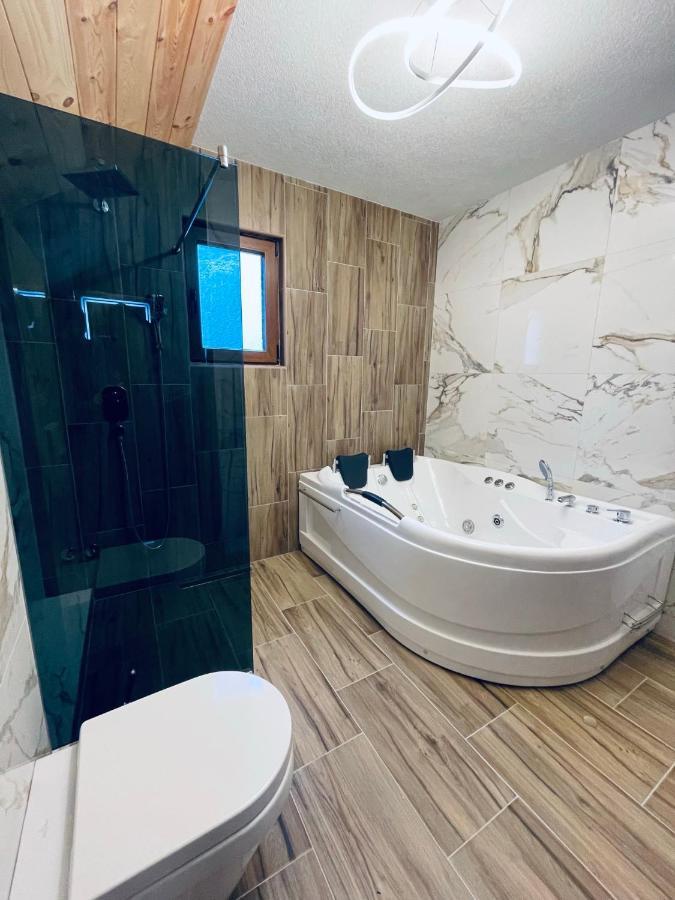 Chalet Montenegrina With Jacuzzi 科拉欣 外观 照片